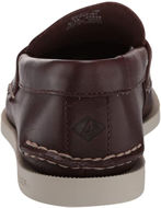 Questa scarpa Sperry slip-on presenta la tecnologia PLUSHWAVE che assicura comfort leggero e ultra-ammortizzazione.