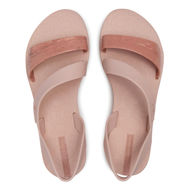 Questi sandali hanno completamente assorbito le vibrazioni di Ipanema mostrando le qualità classiche nel motivo sulla suola e nell'innovativo cinturino scolpito per garantire il tuo piede