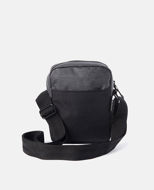 Questa borsa da uomo è comoda e pratica, impermeabile e resistente, con tracolla regolabile.