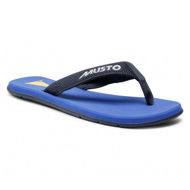 Il sandalo nautico di Musto è progettato per le giornate calde quando vuoi sentire l'aria sui tuoi piedi ma devi comunque indossare calzature affidabili e antiscivolo