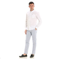 Camicia uomo C19: camicia a maniche lunghe in popeline di cotone, con collo button down e taschino.