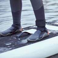 La scarpa Aquatech offre presa e comfort ottimizzati quando si è in acqua. 