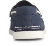 La nostra scarpa da barca Authentic Original™ ha definito lo stile costiero per decenni attraverso la sua maestria artigianale, la tecnologia esclusiva e la silhouette iconica.